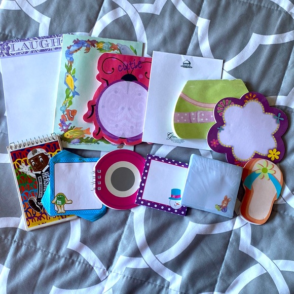 NEW assorted lot of 12 different and unique notepads! - Picture 1 of 8